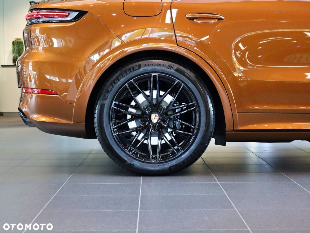 Porsche Cayenne - 10