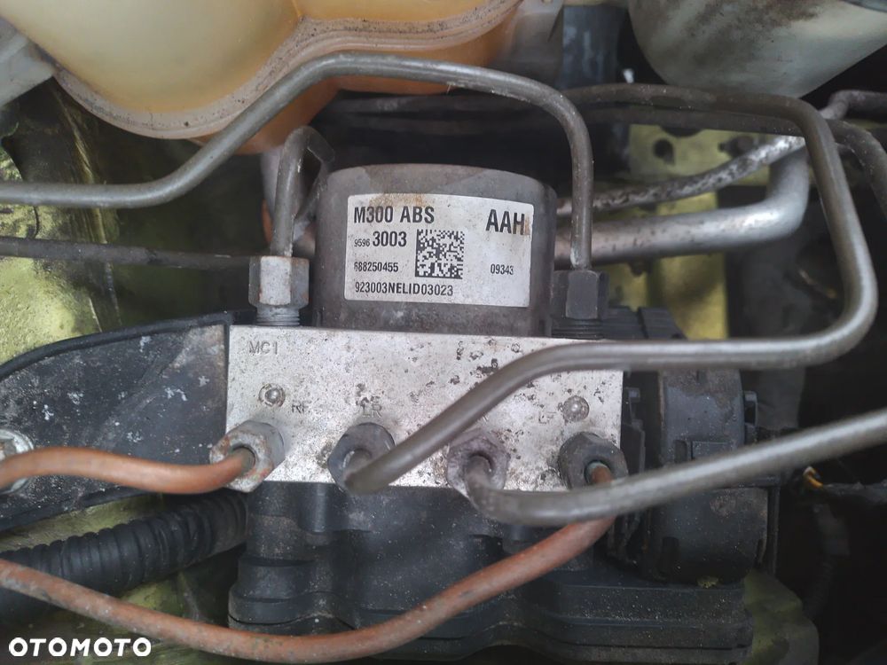 CHEVROLET SPARK III (M300) 09-13 1.0 16V     MASKA POKRYWA SILNIKA    GJT - 27