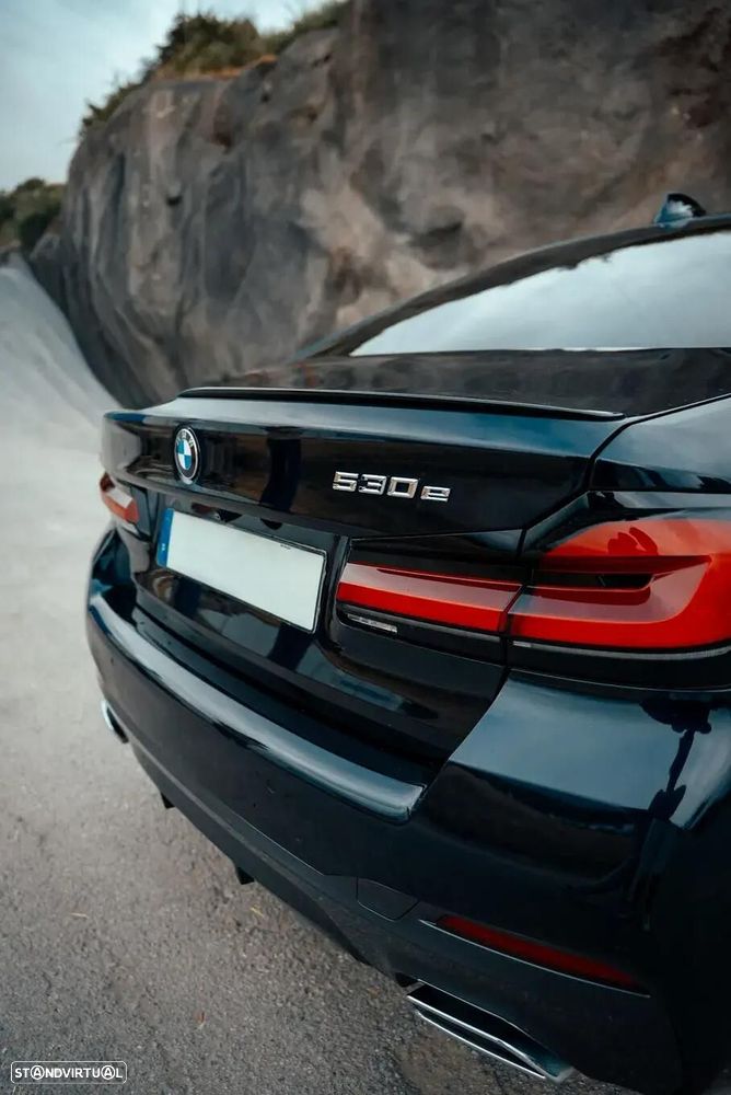 BMW 530 e Pack Desportivo M - 5