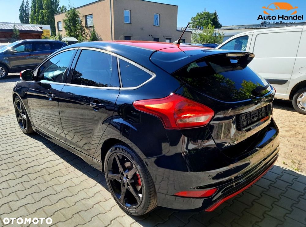 Ford Focus 1.5 EcoBoost STart-Stopp-System ST-LINE - 12
