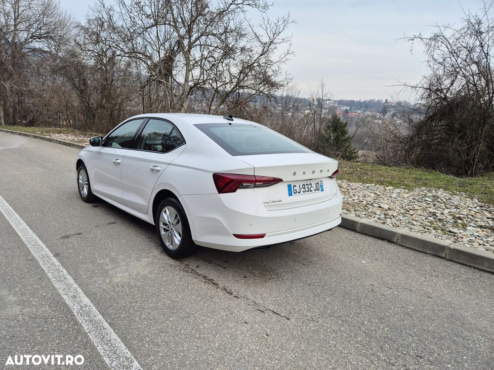 Skoda Octavia 2.0 TDI Exclusive - 4