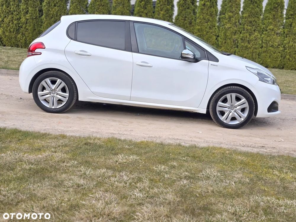 Peugeot 208 PureTech 82 Start & Stop Style - 6