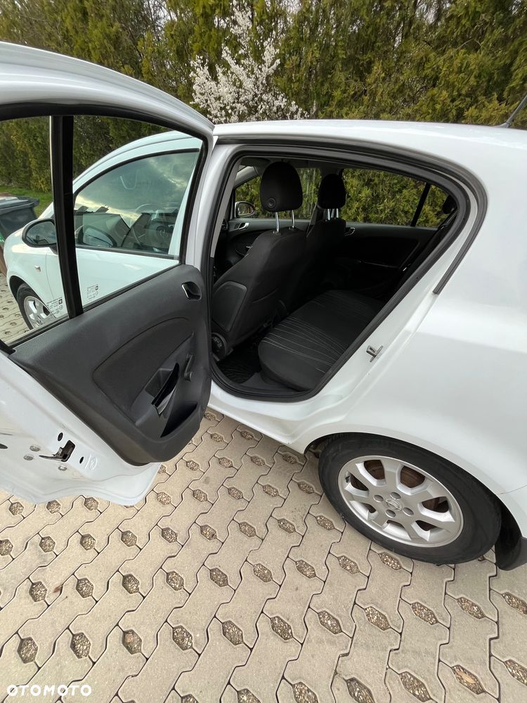 Opel Corsa 1.2 16V Essentia EasyTronic - 21