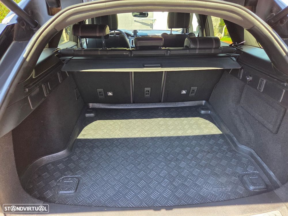 Land Rover Range Rover Velar 2.0 D SE — fotografia 13