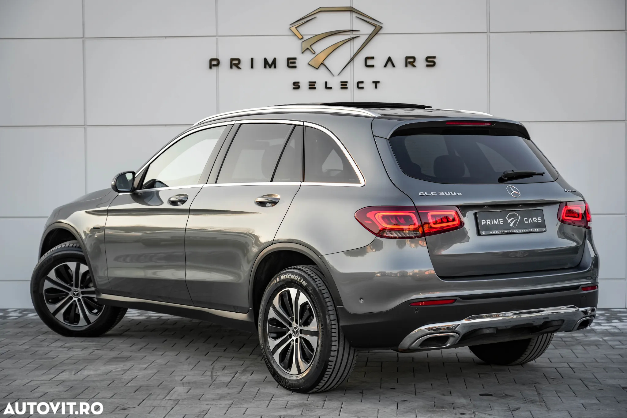 Mercedes-Benz GLC 300 e 4Matic 9G-TRONIC Exclusive - 8