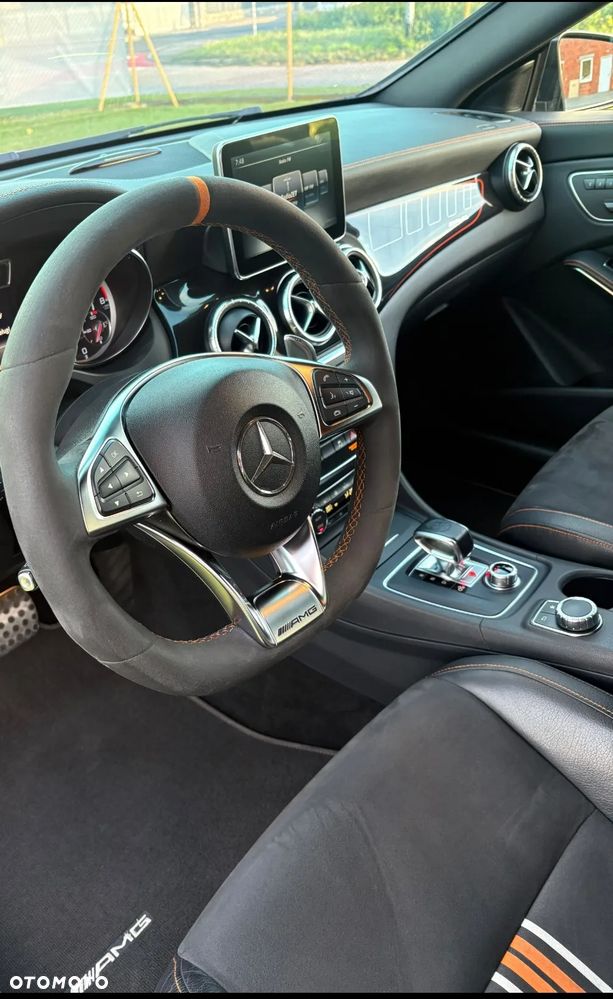 Mercedes-Benz CLA AMG 45 4-Matic - 18