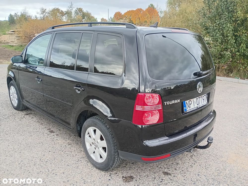 Volkswagen Touran - 7