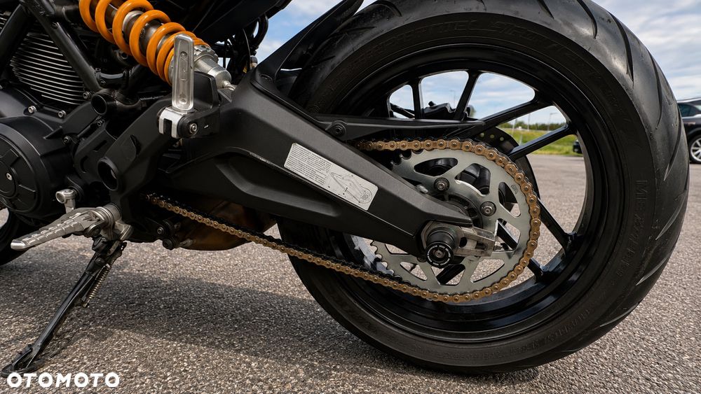 Ducati Monster - 4