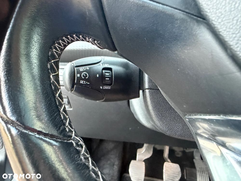 Peugeot 2008 PureTech 110 Stop&Start Allure - 15