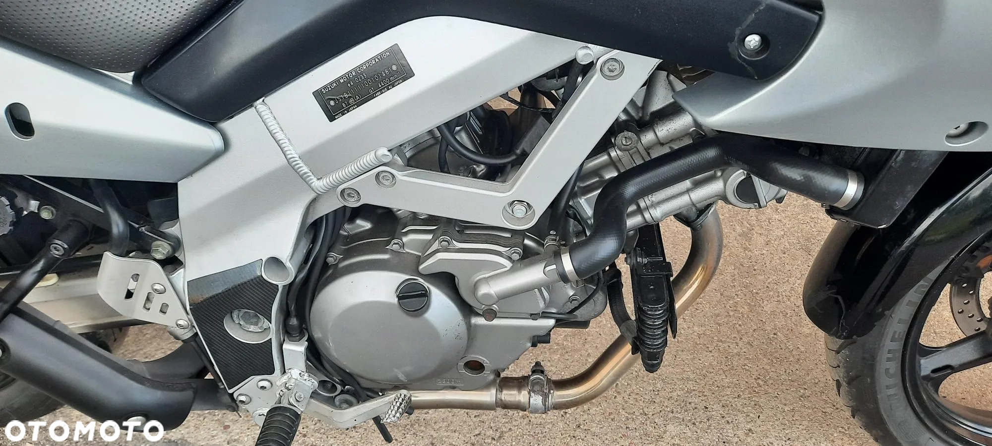 Suzuki DL - 4