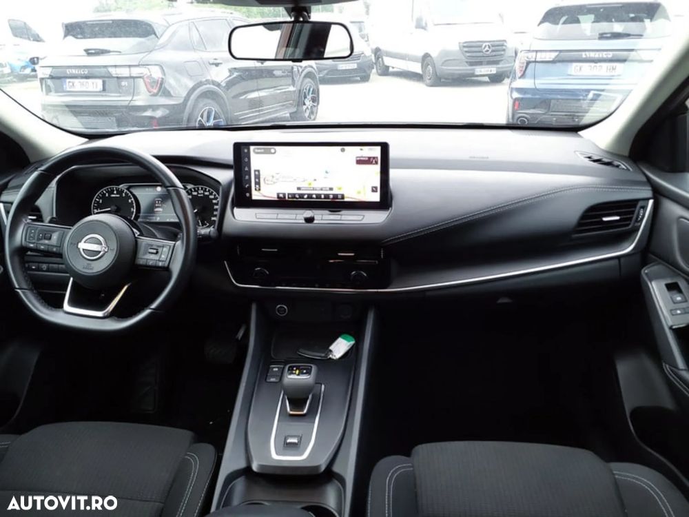 Nissan Qashqai 1.3 DIG-T MHEV Xtronic Acenta - 4