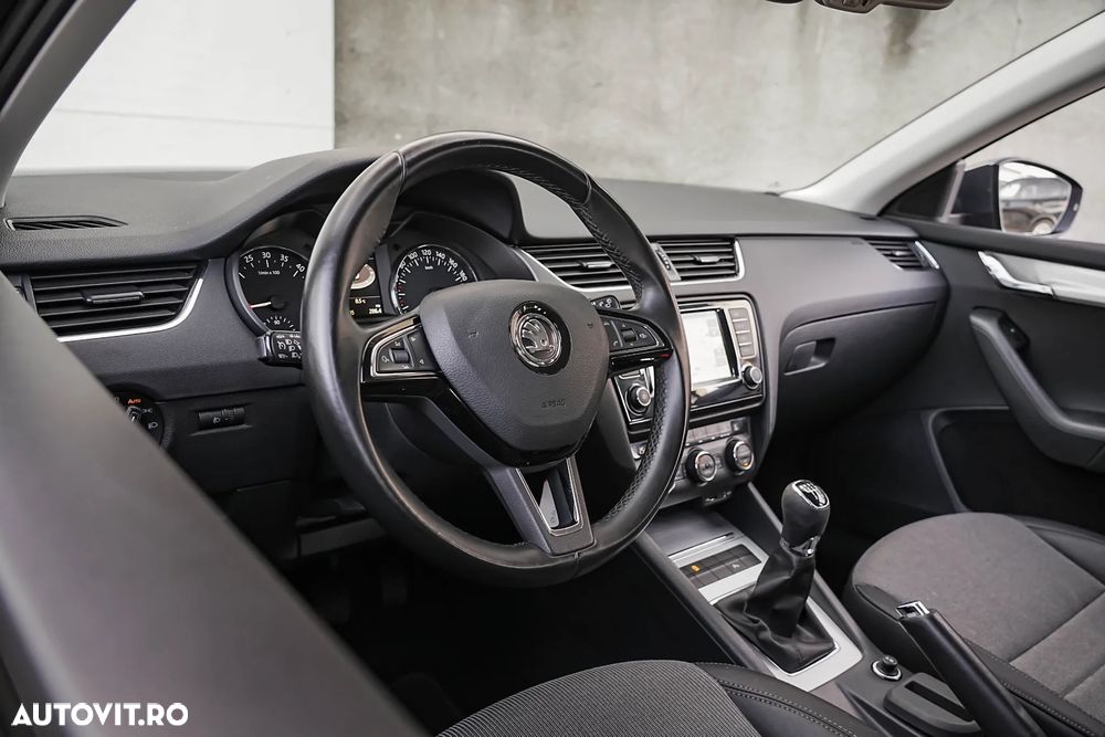 Skoda Octavia 1.6 TDI (Green tec) Ambition - 9