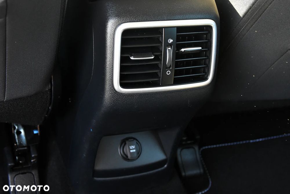 Kia Sportage 1.6 GDI L 2WD - 27