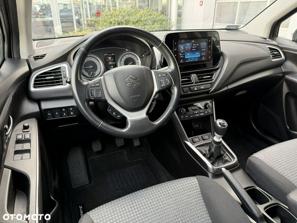 Suzuki SX4 S-Cross - 13