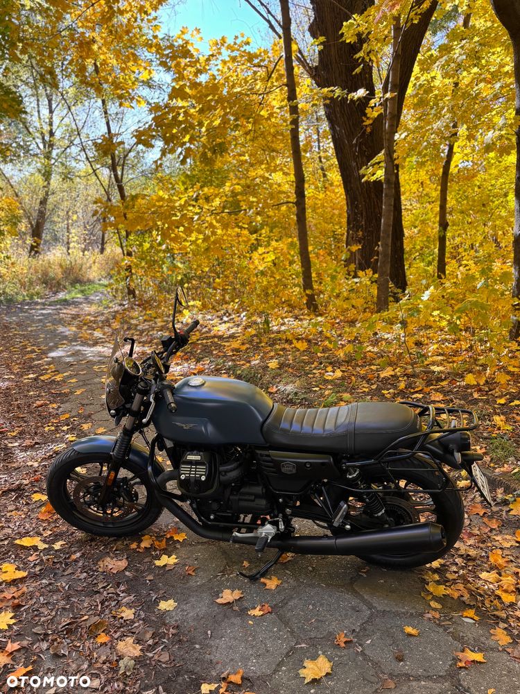 Moto Guzzi V7