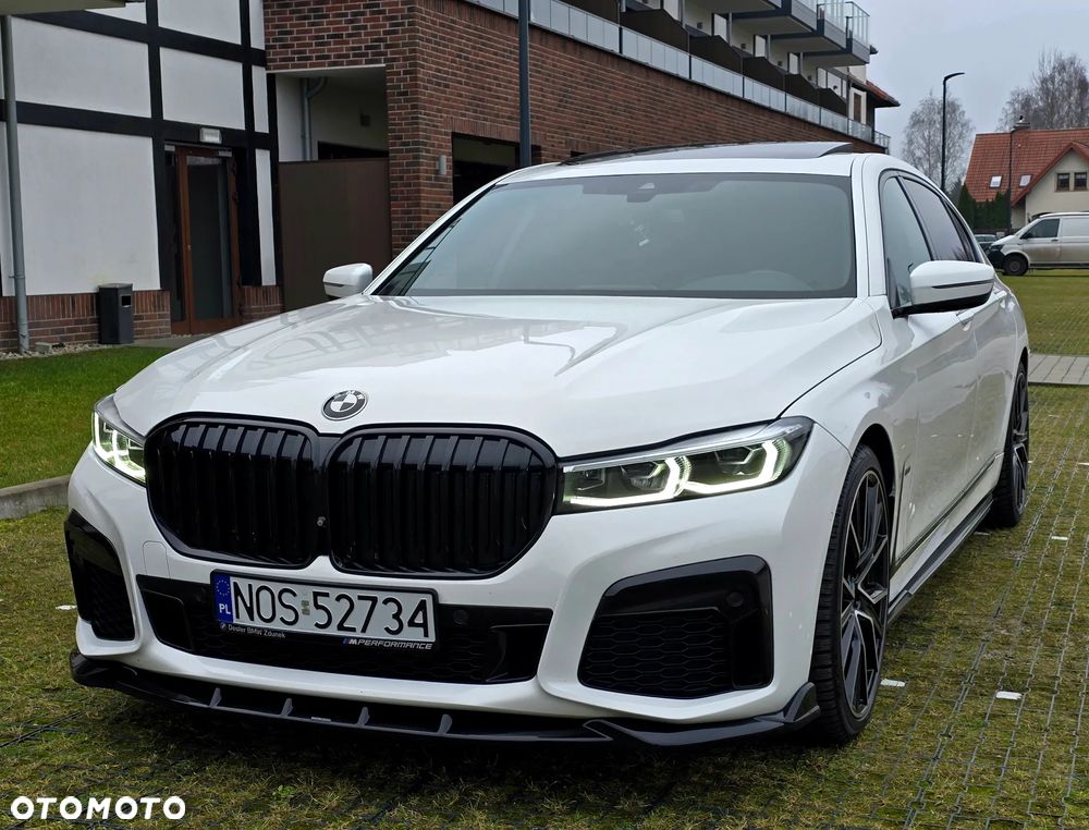 BMW Seria 7 740Li xDrive - 33