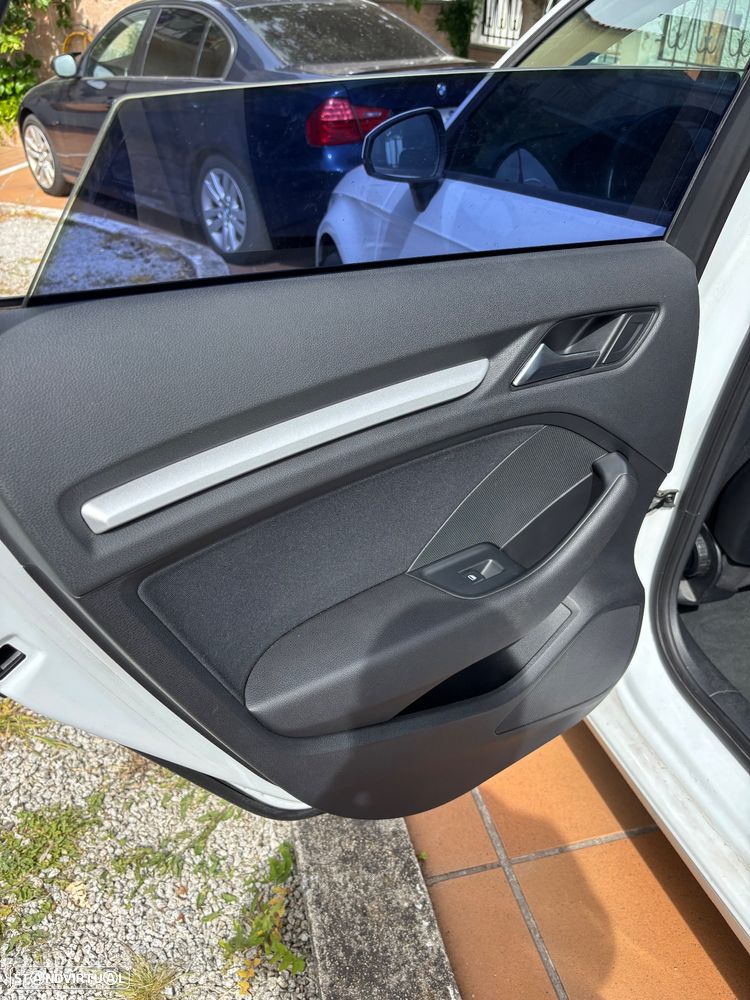 Audi A3 Sportback 2.0 TDI Attraction - 12