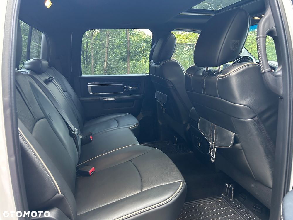 Dodge RAM - 32