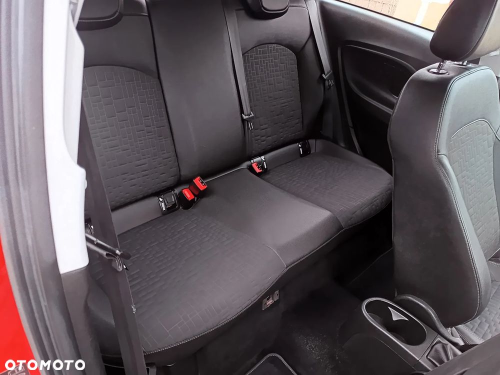 Opel Corsa - 12