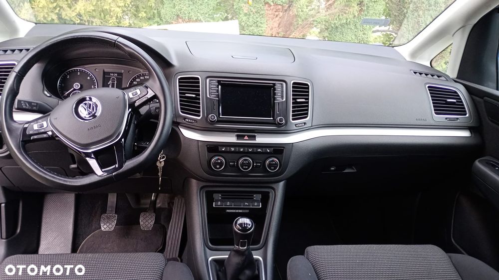 Volkswagen Sharan 2.0 TDI BMT Comfortline - 3