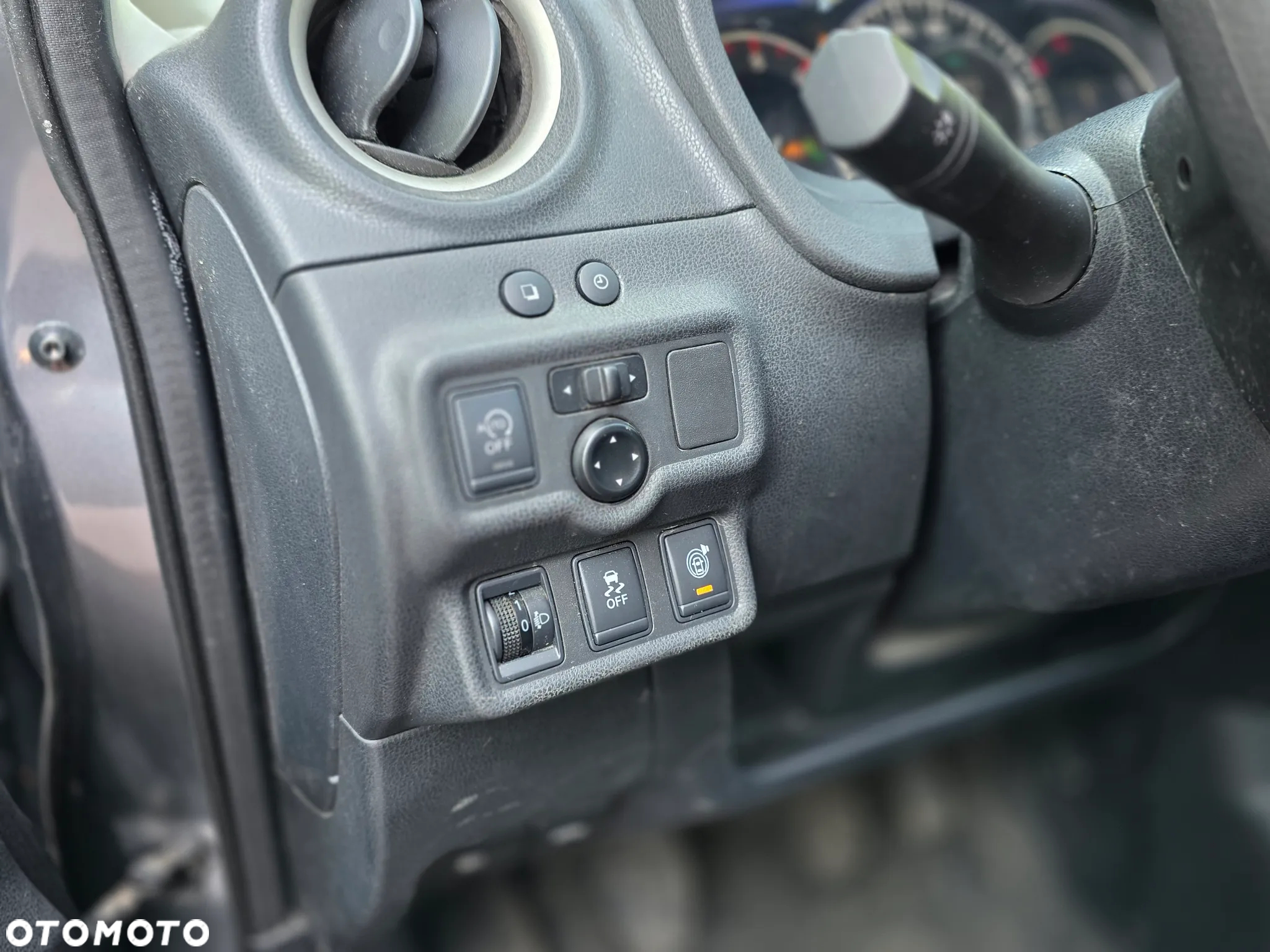 Nissan Note - 12