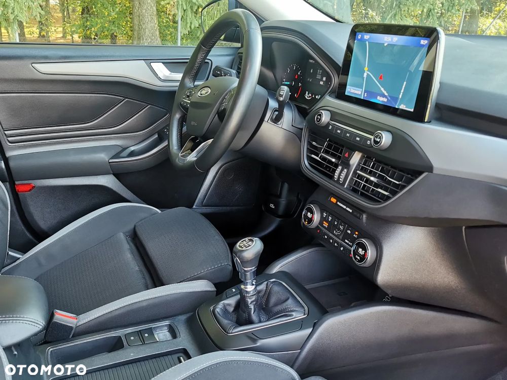 Ford Focus 1.5 EcoBlue Start-Stopp-System TITANIUM STYLE - 8