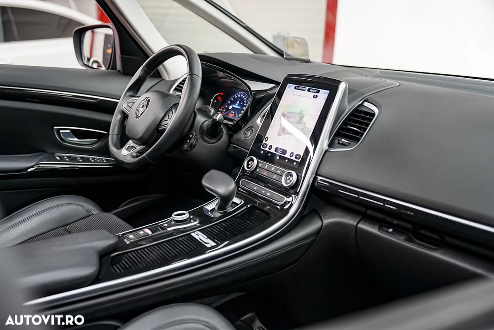 Renault Espace BLUE dCi 160 EDC BUSINESS EDITION - 30