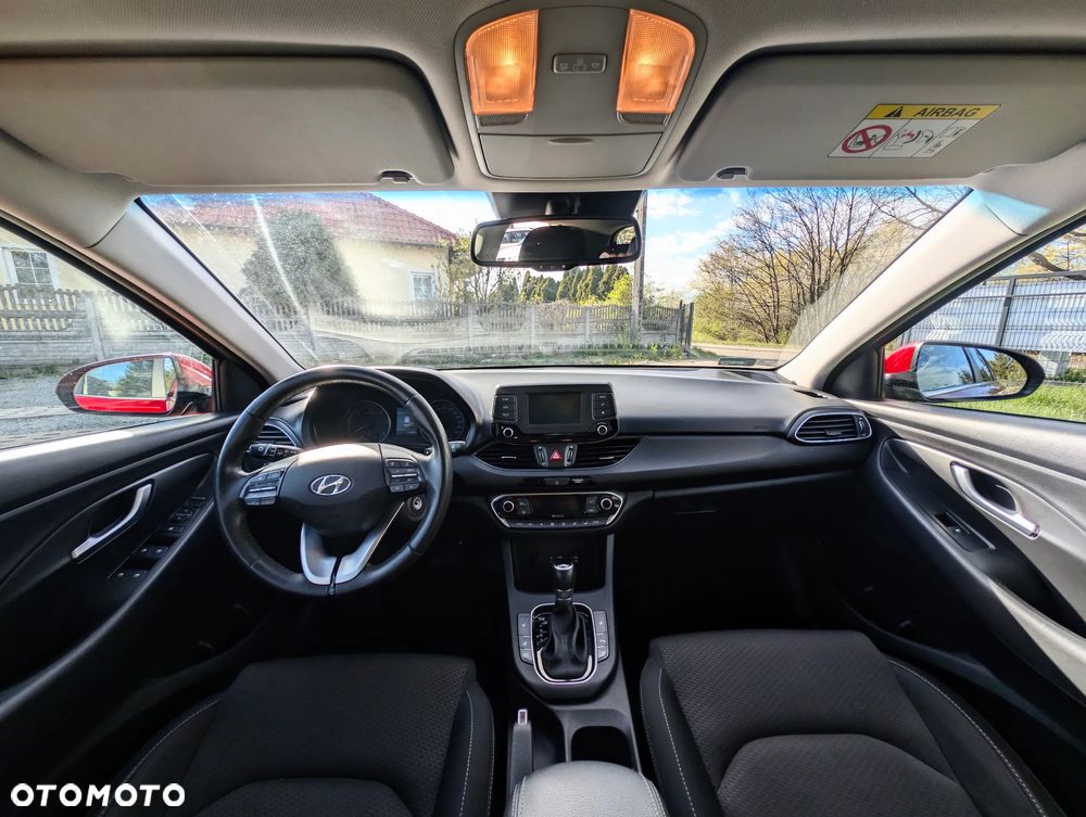 Hyundai i30 1.6 D Premium DCT - 6