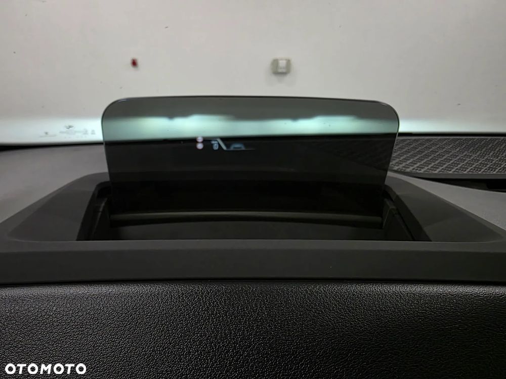 BMW Seria 2 218d Luxury Line sport - 21