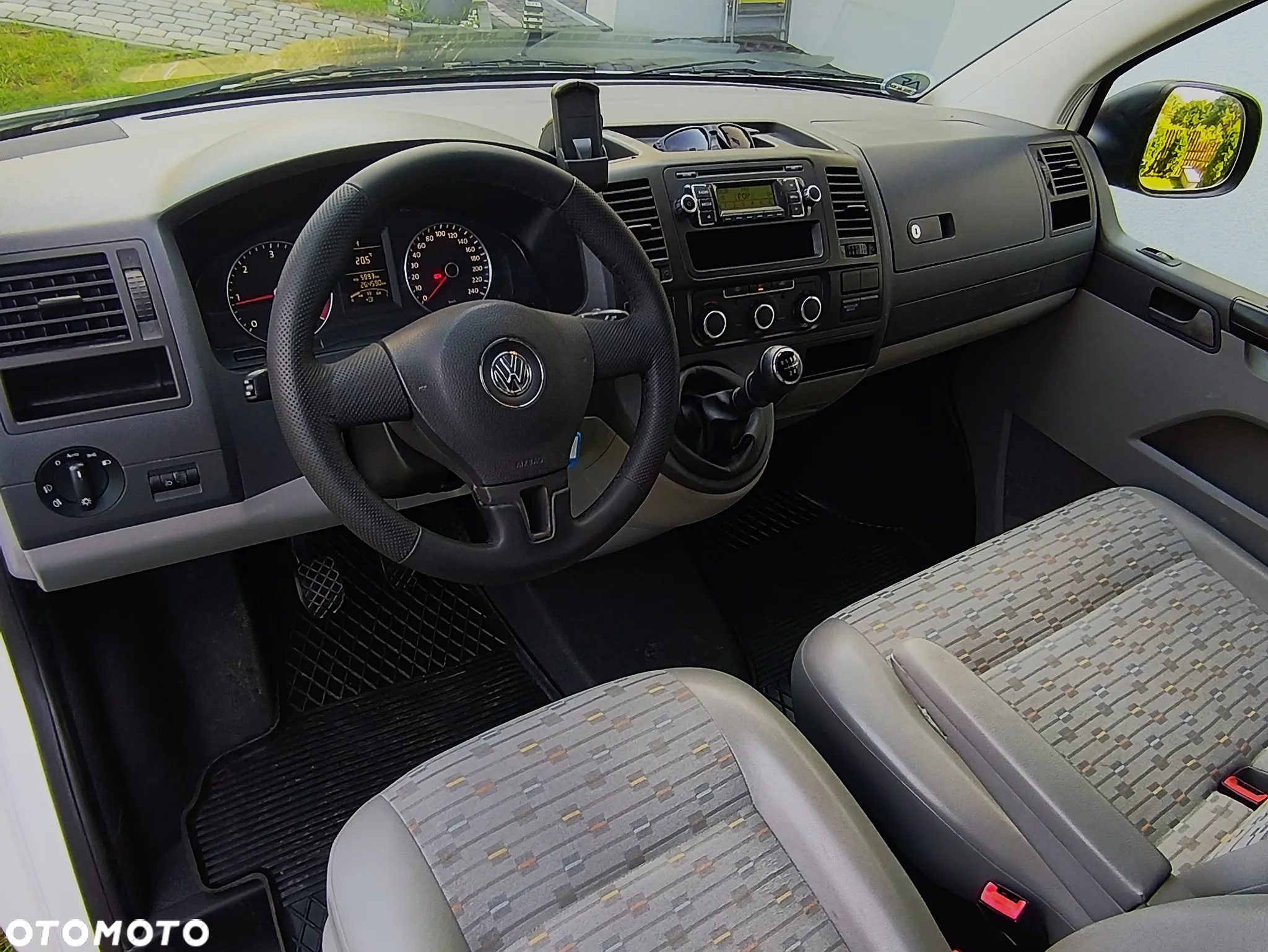 Volkswagen Transporter - 9