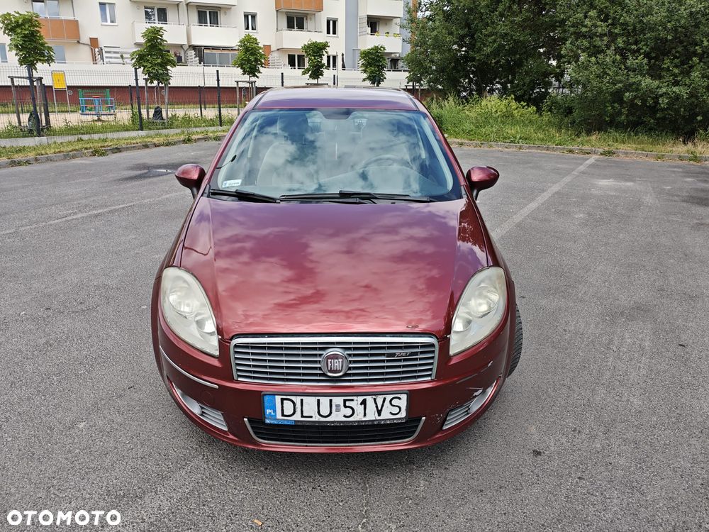 Fiat Linea 1.4 T-Jet 16V Emotion - 3