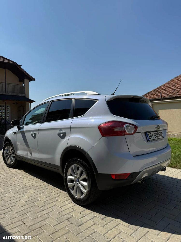 Ford Kuga 2.0 TDCi 4WD Titanium - 12