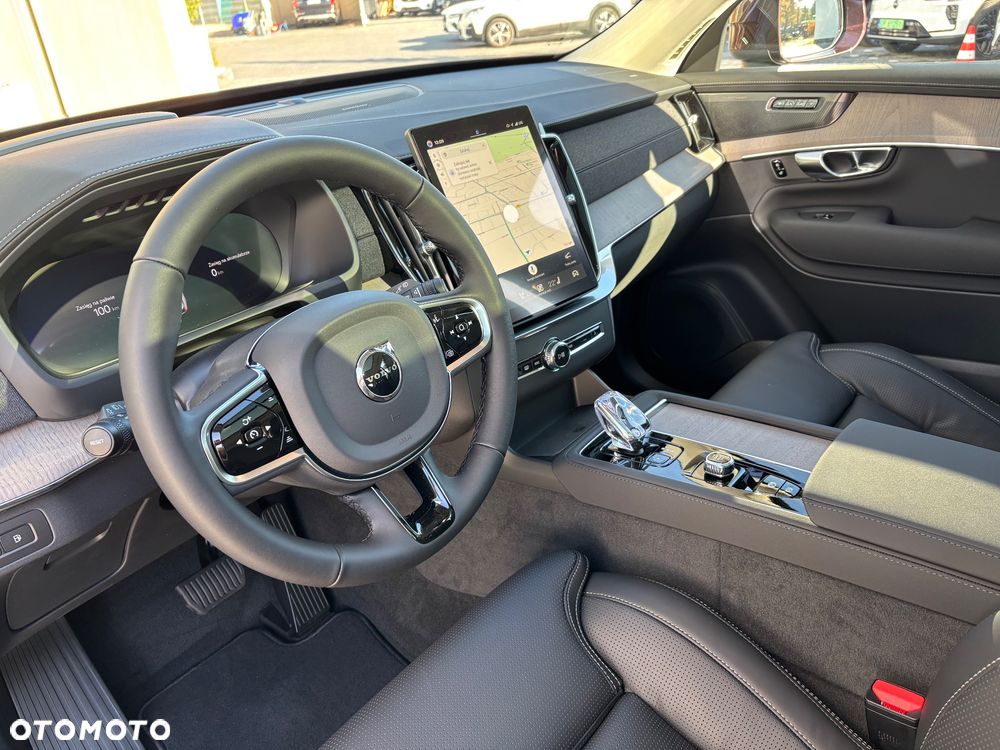 Volvo XC 90 T8 AWD Plug-In Hybrid Ultra Bright 7os - 27
