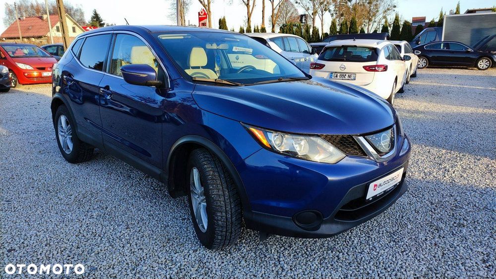 Nissan Qashqai - 2