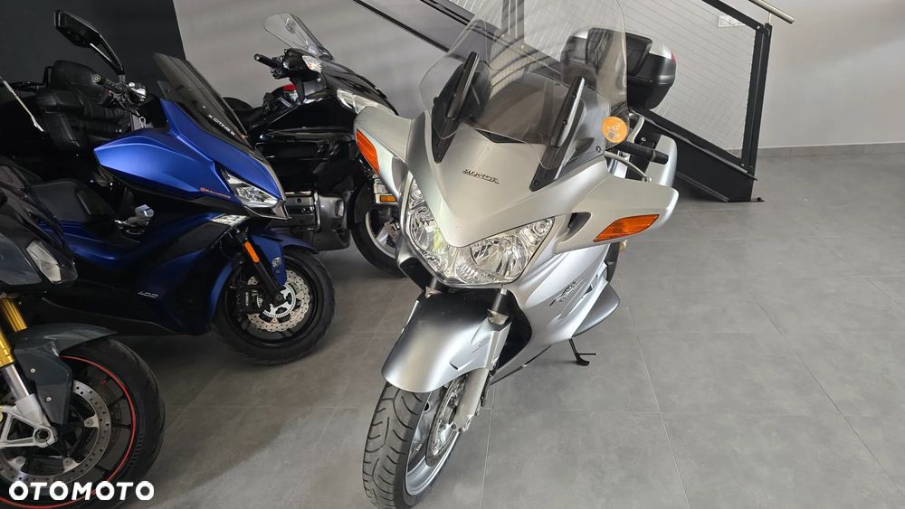 Honda ST - 18