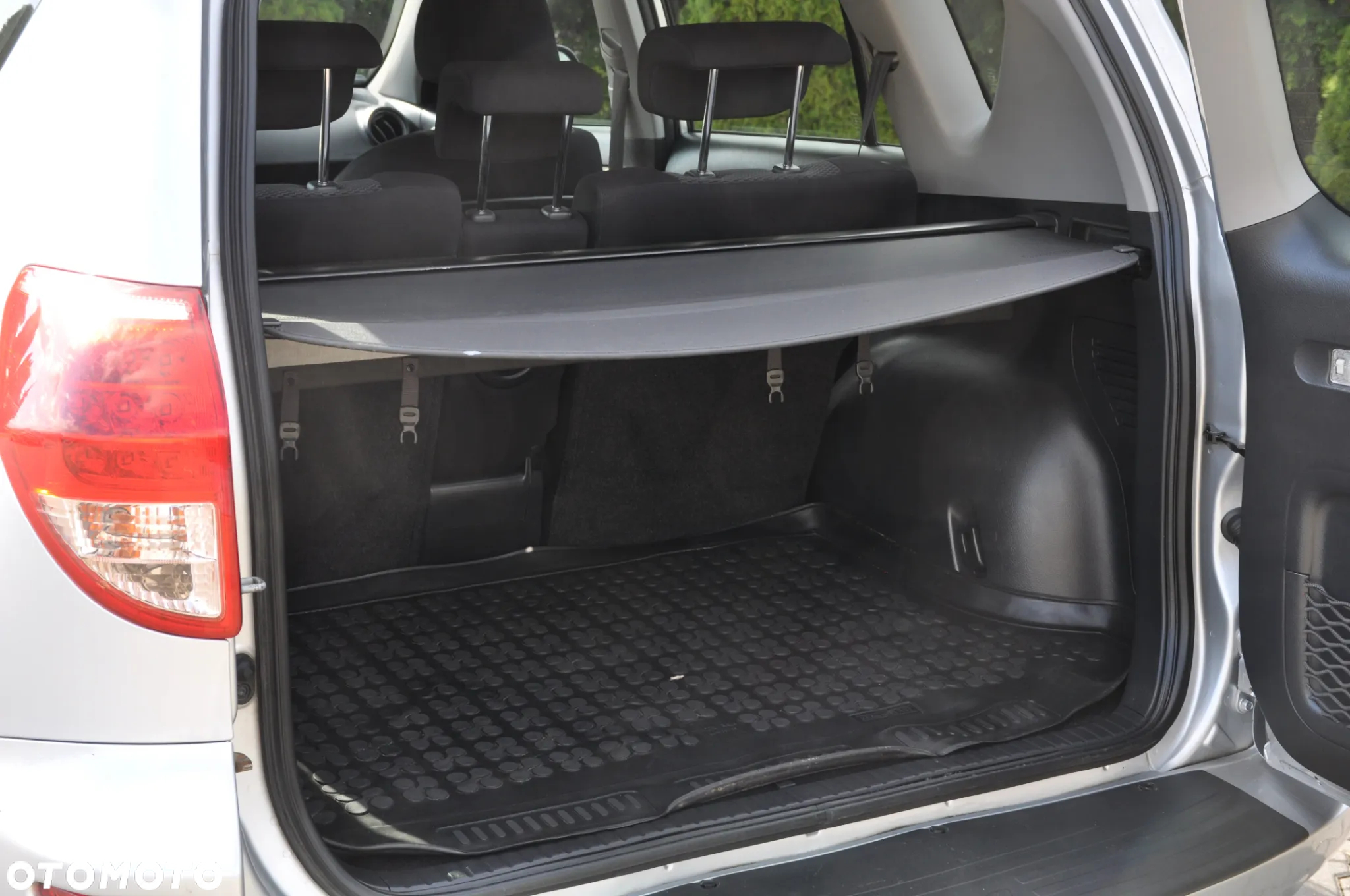 Toyota RAV4 2.0 4x4 Automatik Executive - 20