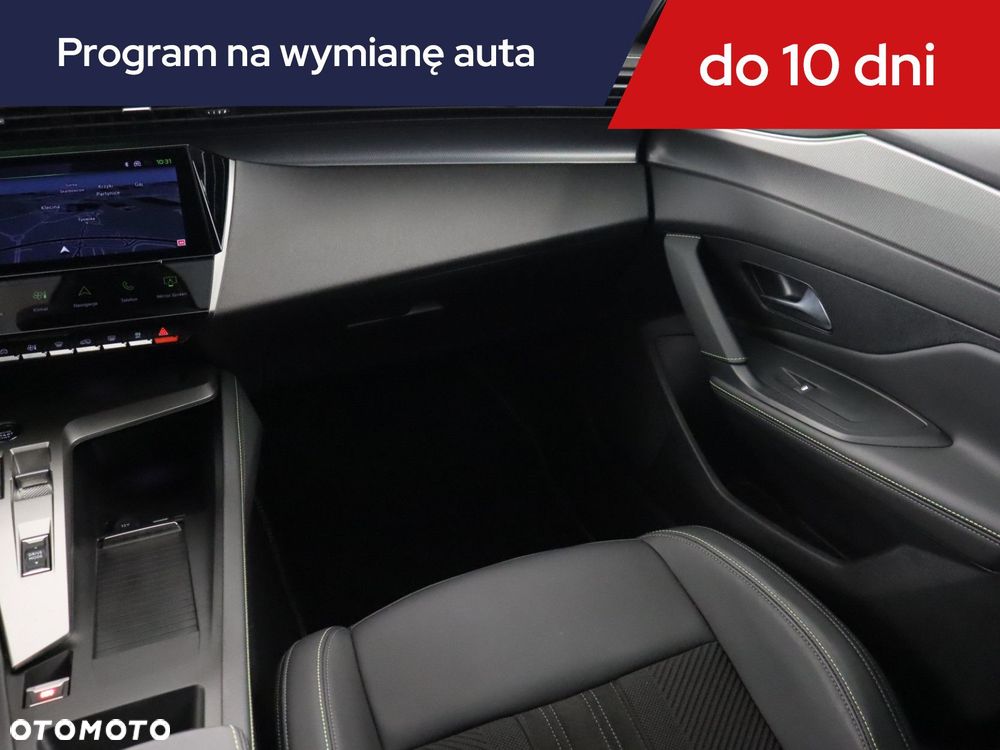 Peugeot 408 - 10