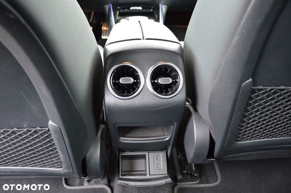 Mercedes-Benz EQB 250 66.5kWh AMG - 18