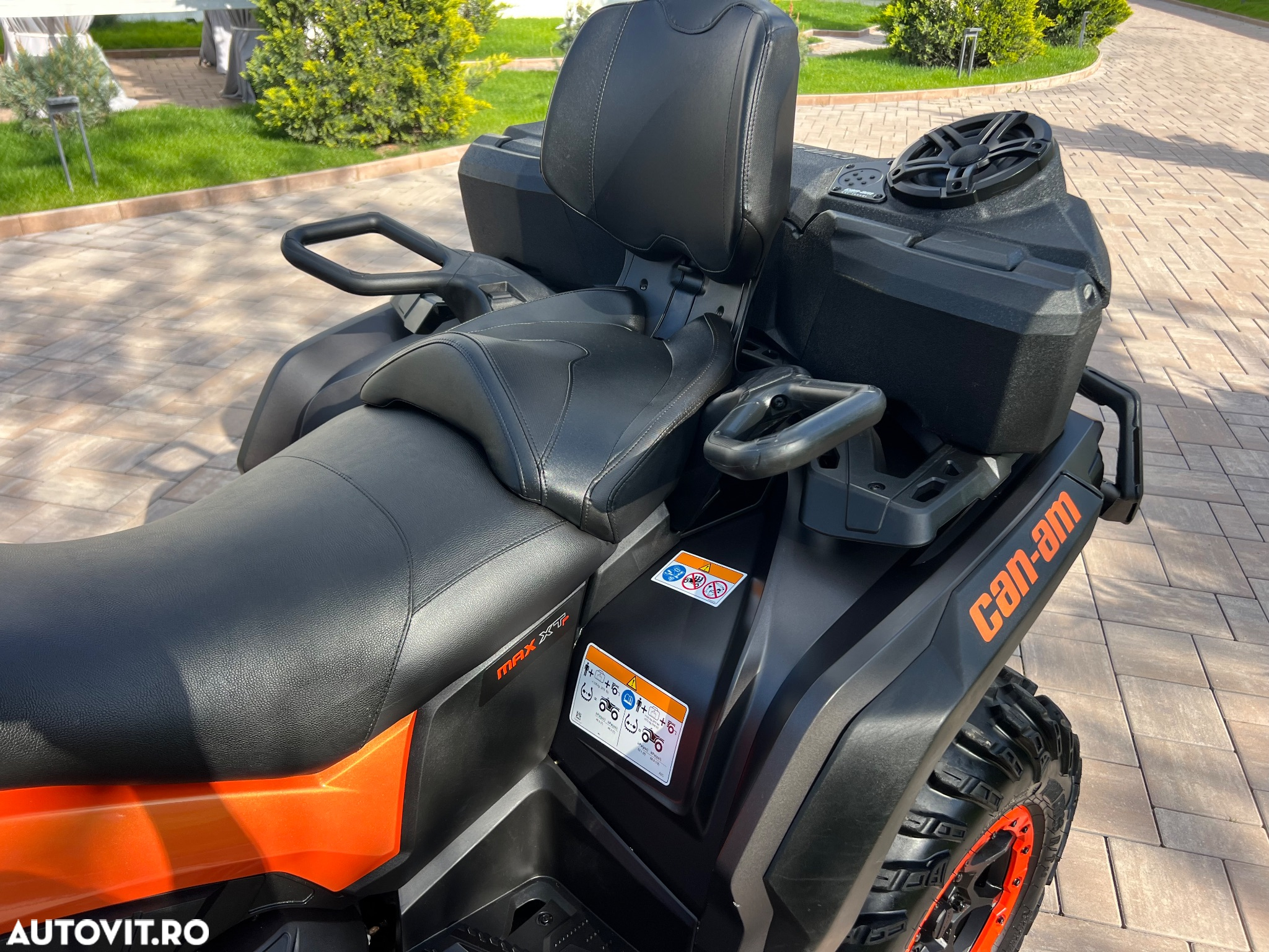 Can-Am Outlander Max - 4