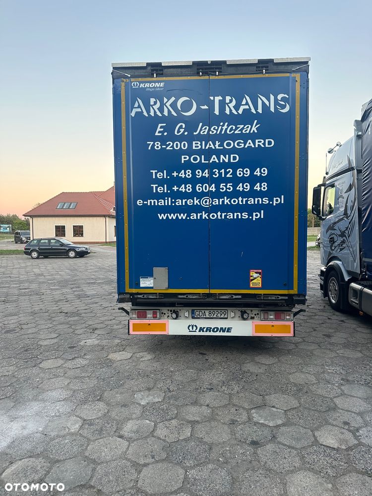 Mercedes-Benz Actros - 12