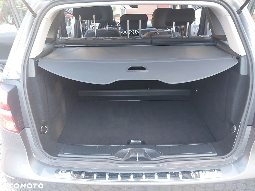 Mercedes-Benz Klasa B 180 CDI (BlueEFFICIENCY) - 25