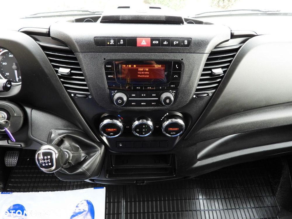 Iveco DAILY 50C17 PLANDEKA 10 PALET TEMPOMAT PNEUMATYKA BLIŹNIACZE KOŁA KLIMATYZACJA  180KM - 34