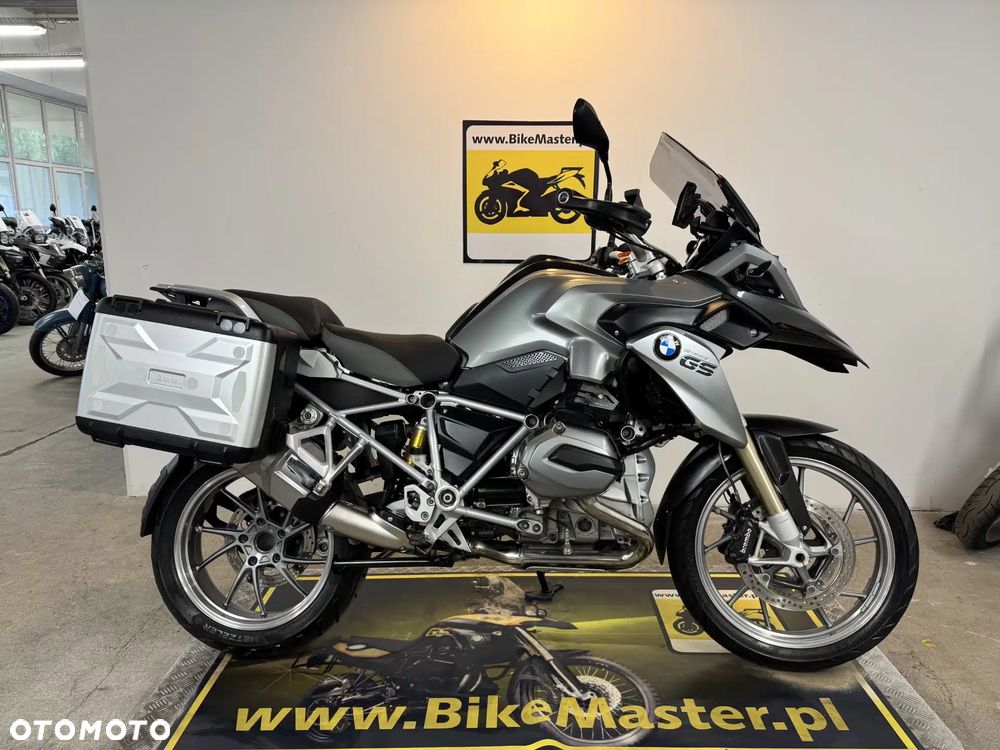 BMW R - 1