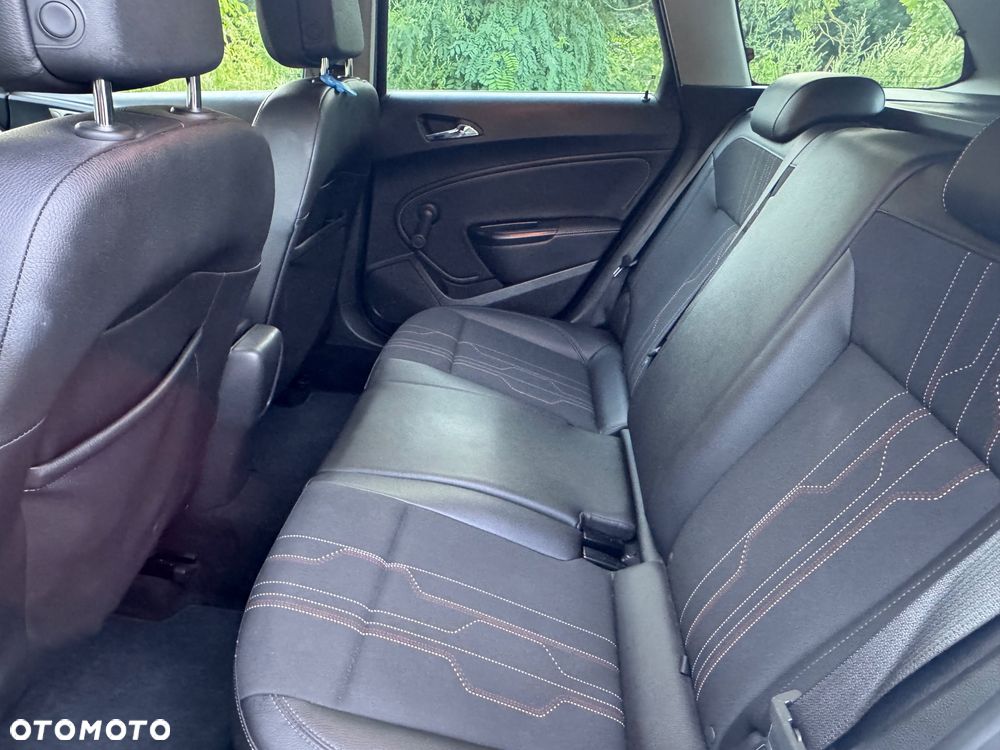 Opel Astra 2.0 CDTI DPF Automatik 150 Jahre - 11