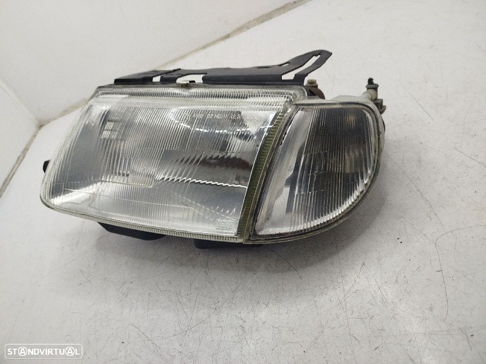 Farol/ Otica Dianteiro Esq Citroën Saxo (S0, S1) - 3