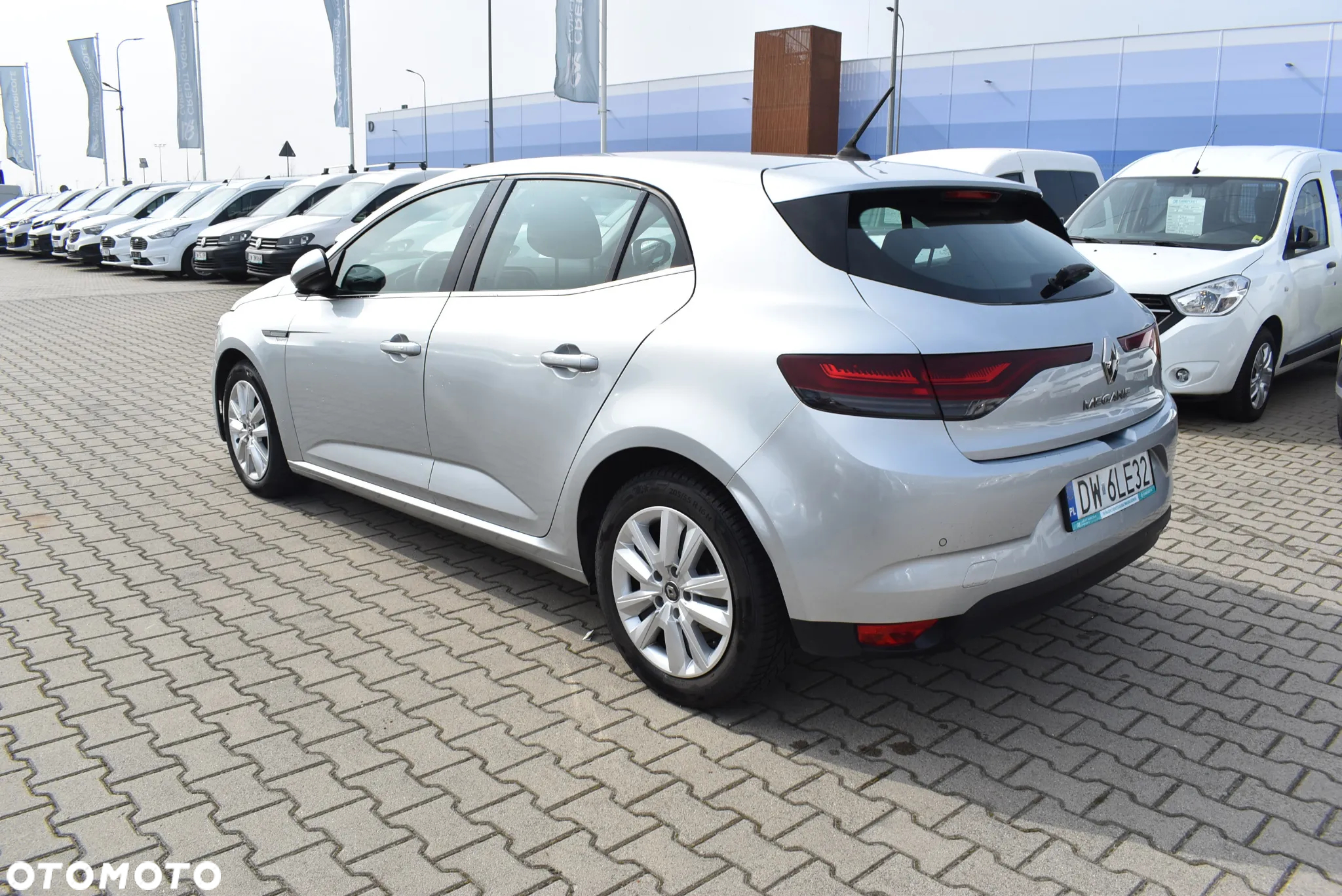 Renault Megane 1.3 TCe FAP Zen - 8