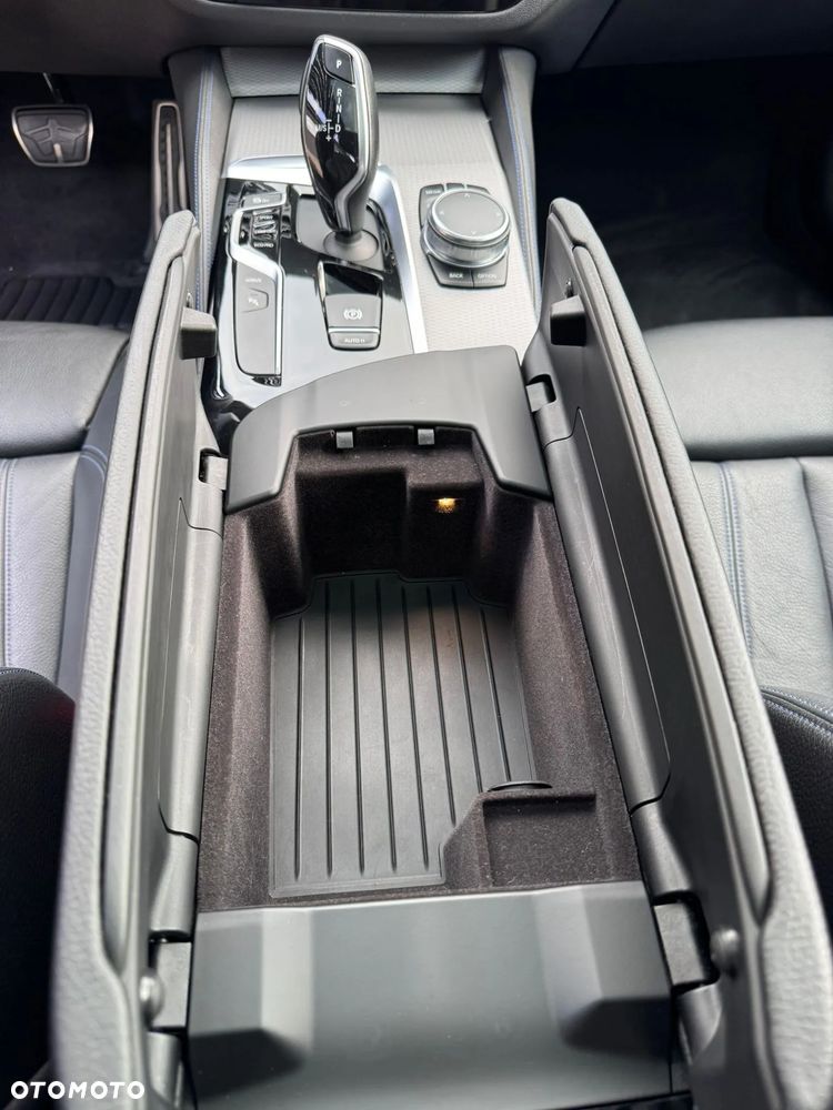 BMW Seria 5 - 13