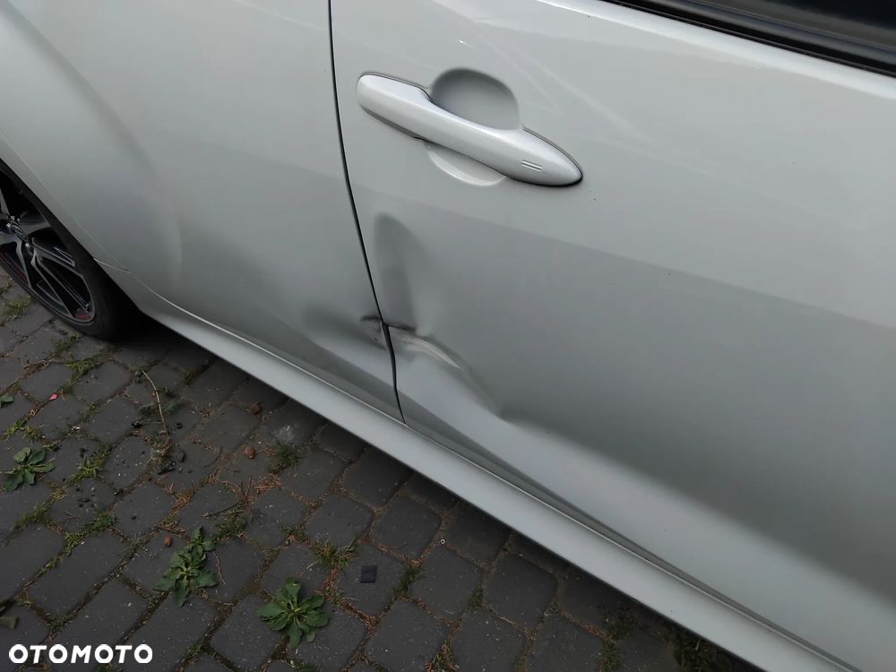 Toyota Yaris Hybrid 1.5 VVT-i GR SPORT - 11