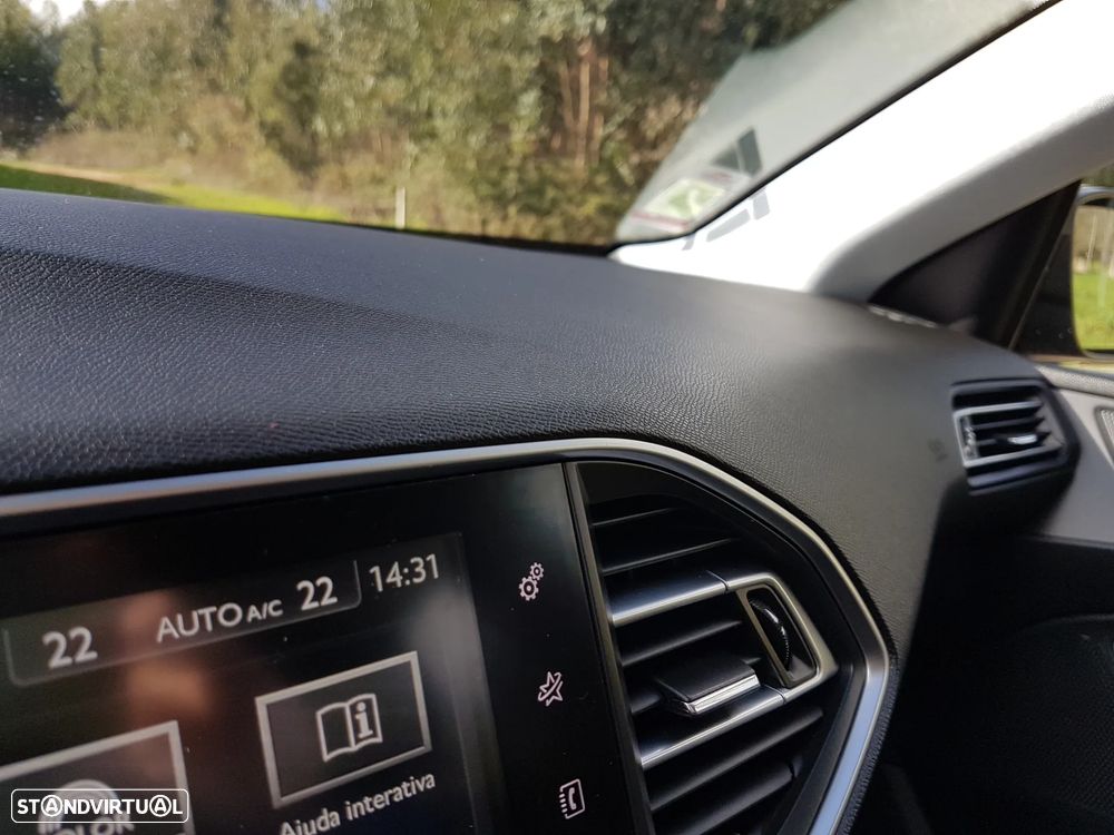 Peugeot 308 SW 1.6 BlueHDi Style - 9