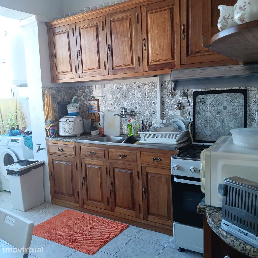 Apartamento T2, junto ao comboio da fertagus - Grande imagem: 3/29